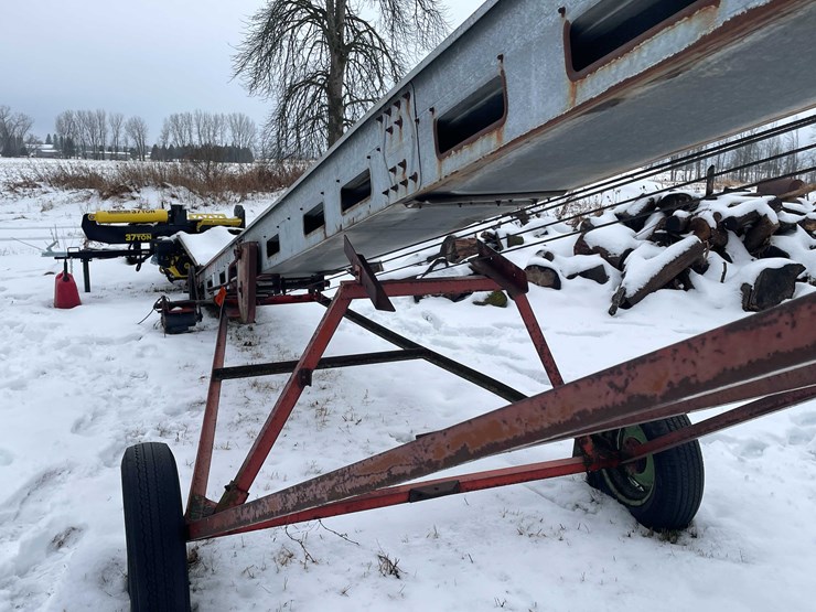 #3521-•-hay-elevator-image-24