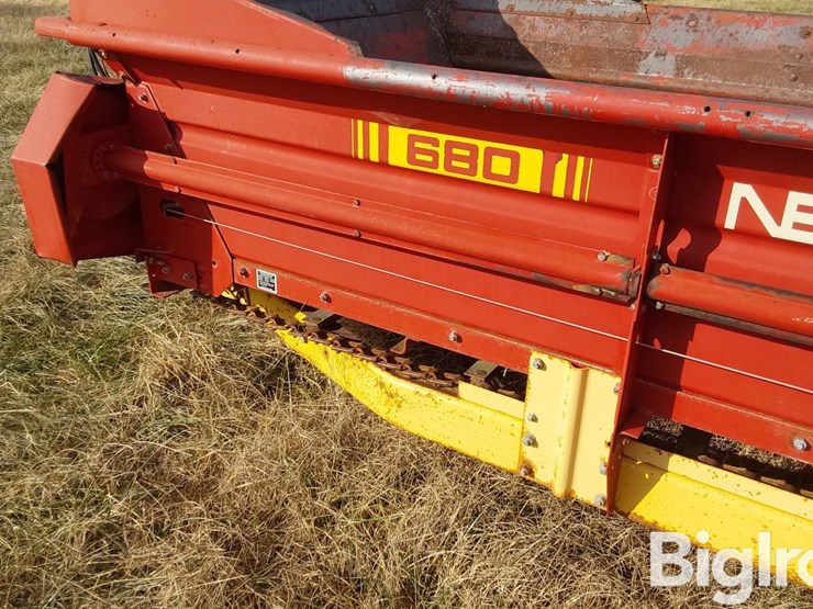 new-holland-680-image-14
