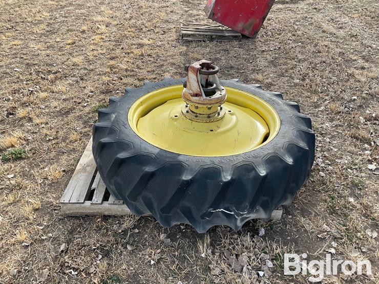 firestone-15.5-38-tire-&-john-deere-rim-image-6