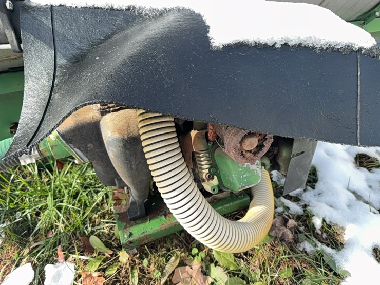 1200-gal-stainless-steel-nurse-tank;-located-at-7241-roxbury-rd,-charles-city,-va,-please-call-804.837.9940-or-804.651.4404-with-questions-image-3