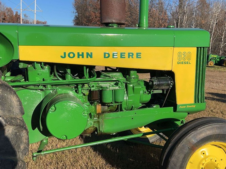 1959-john-deere-830-image-26