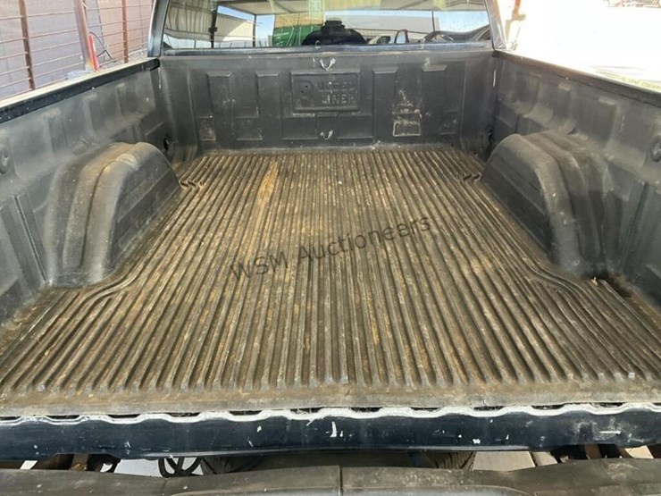 2004-chevrolet-silverado-1500-image-10