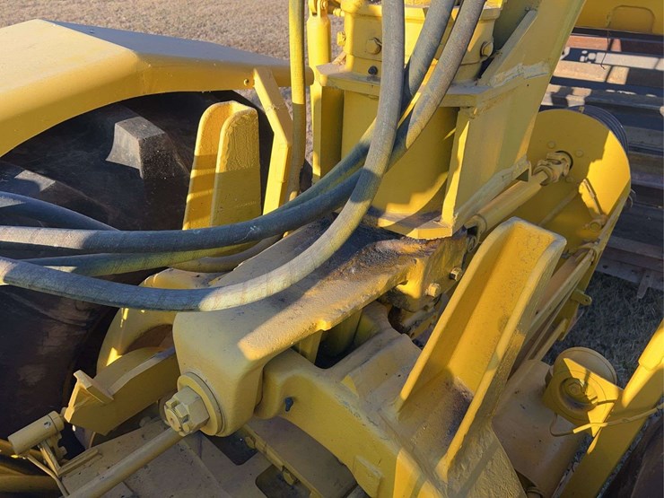 john-deere-840-image-145