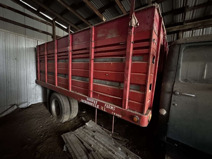 1964-international-loadstar-image-7