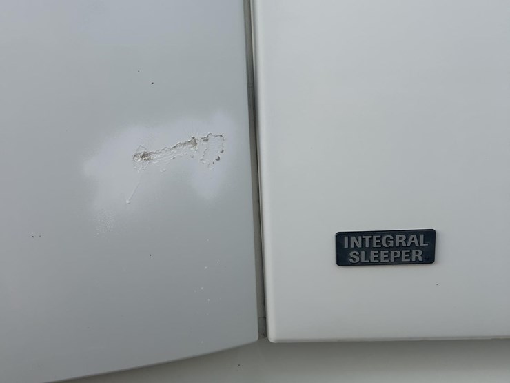 1999-volvo-vnl64t770-image-68