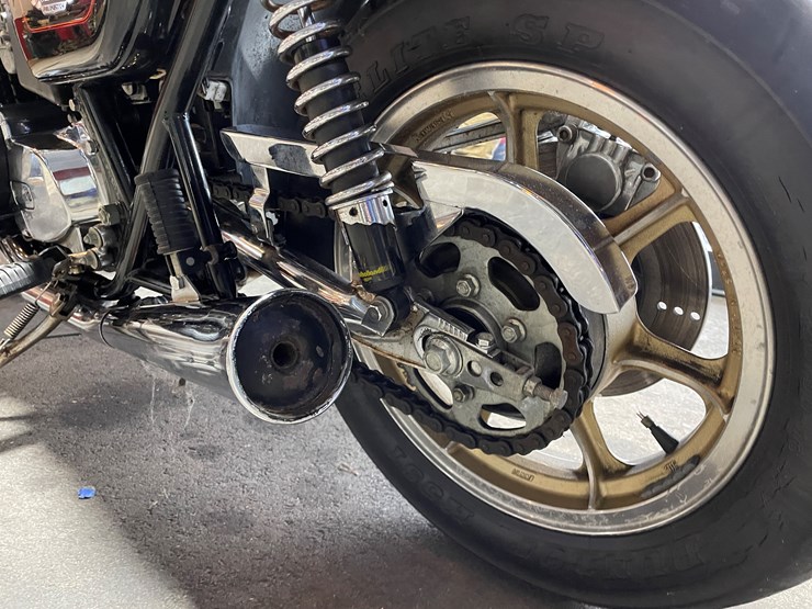 #3814-•-1980-kawasaki-z1-classic-motorcycle-(has-wi-title)-image-18