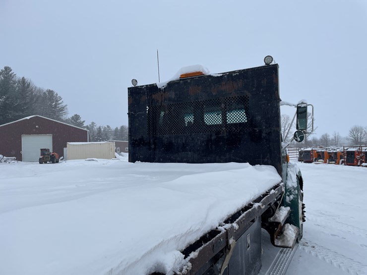 #400-•-2006-sterling-straight-truck-(has-wi-title)-image-49