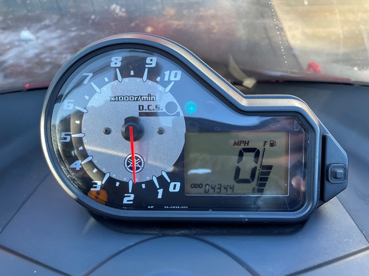 #3798-•-2004-yamaha-sx-viper-snowmobile-image-34