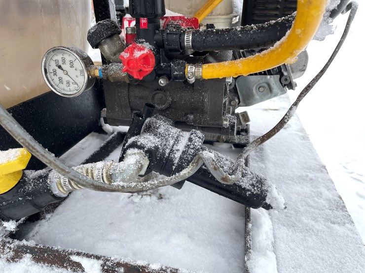 #3831-•-used-pressure-washer-unit-image-12