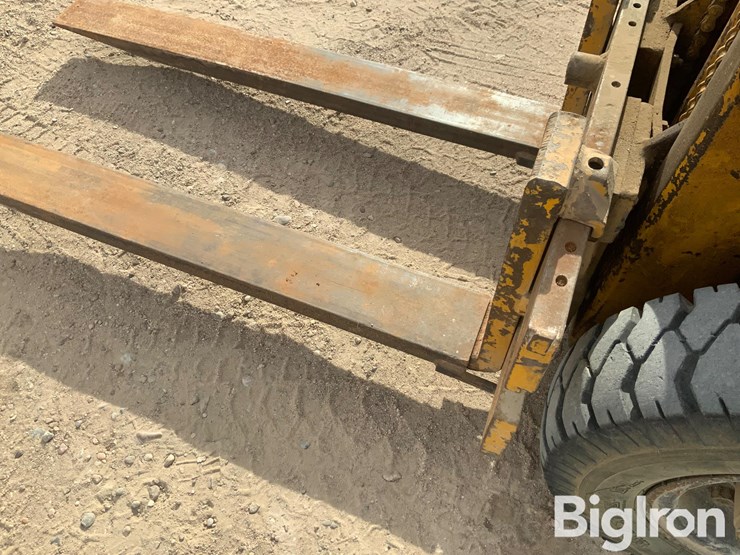 clark-propane-forklift-image-12