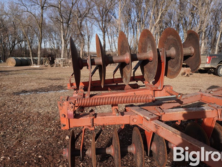 massey-ferguson-620-image-18