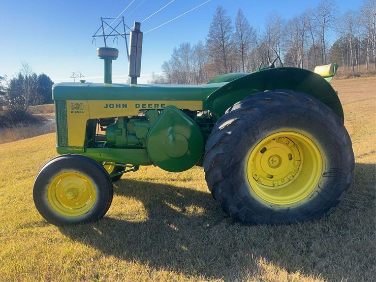 1959-john-deere-830-image-6