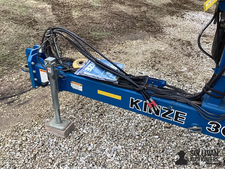 2004-kinze-3600-image-10