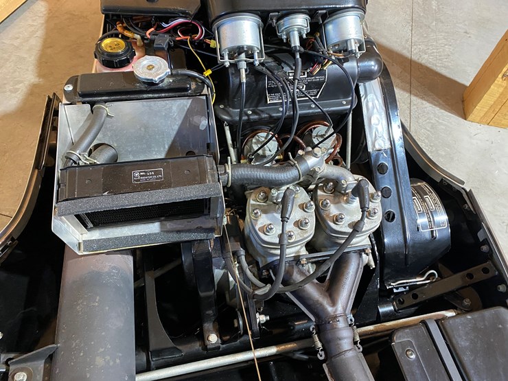 #3783-•-1980-kawasaki-440-invader-snowmobile-image-34