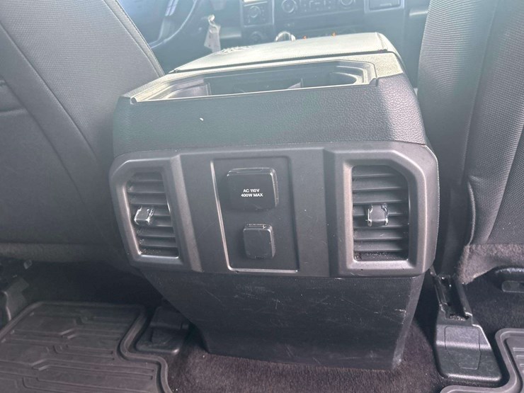 2016-ford-f150-image-26