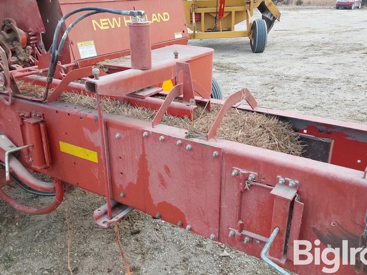 new-holland-575-image-15