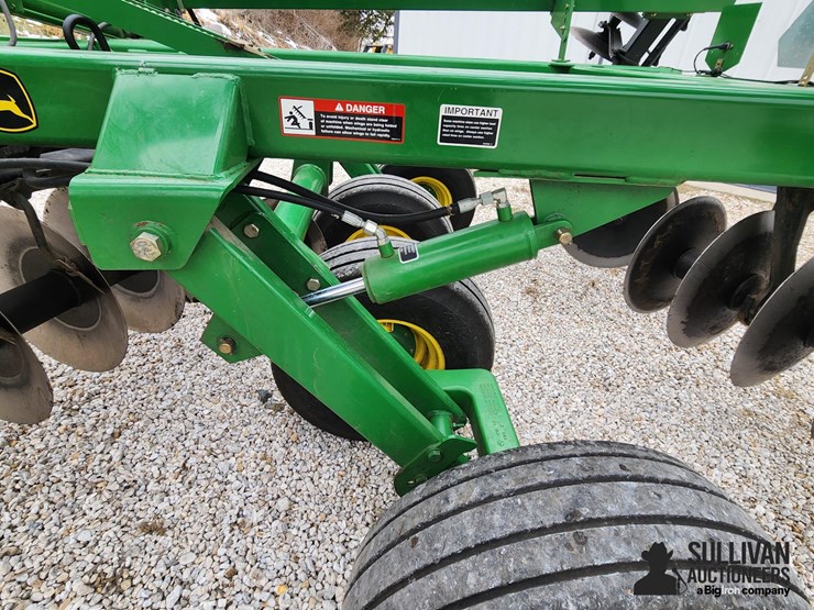 2011-john-deere-637-image-20