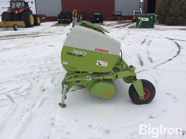 2017-claas-380-image-8