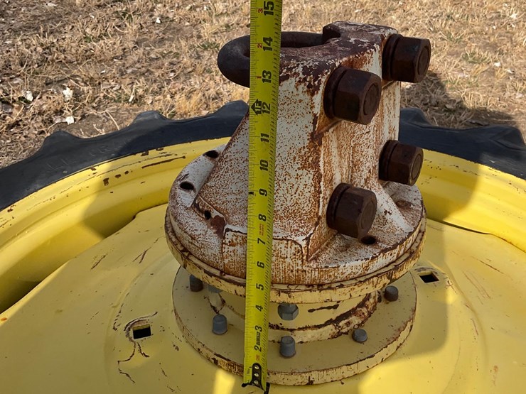 firestone-15.5-38-tire-&-john-deere-rim-image-14