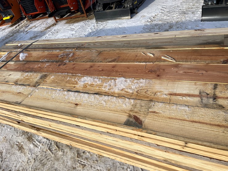 #3810-•-bundle-of-construction-grade-lumber-image-7