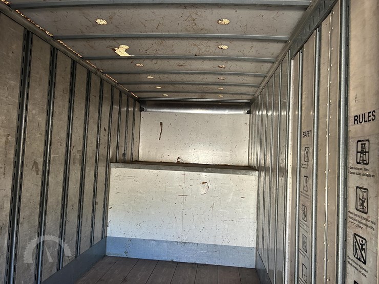 2001-international-4700-image-65