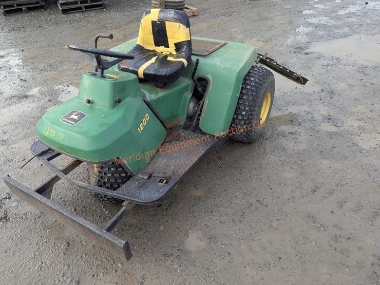 john-deere-1200-image-10
