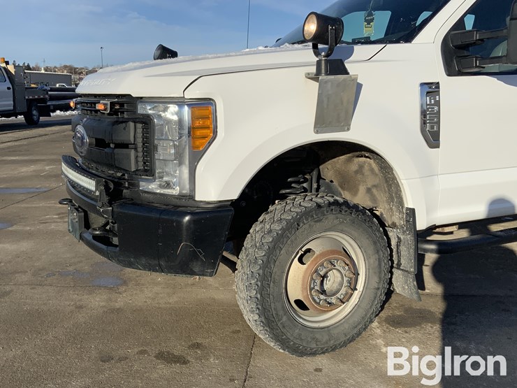 2017-ford-f350-xl-image-13