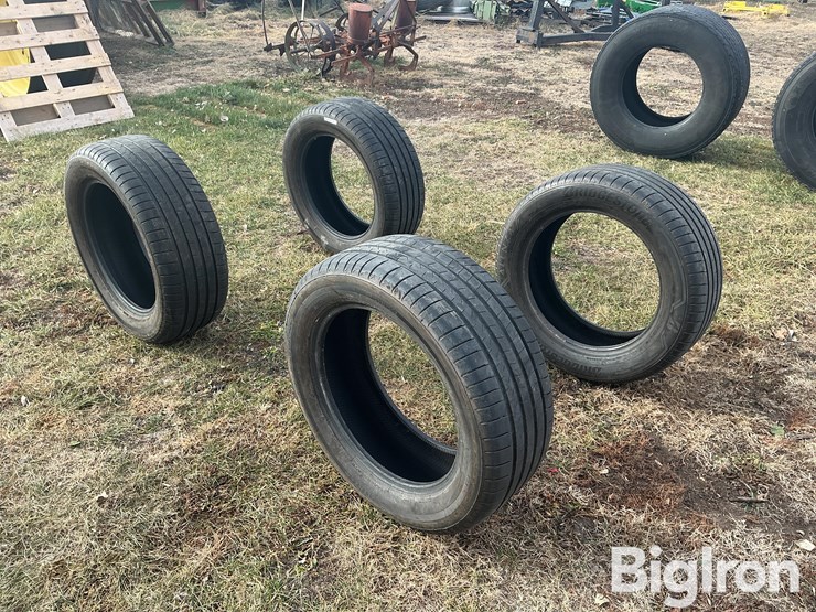 255/55r19-bridgestone-tires-image-3