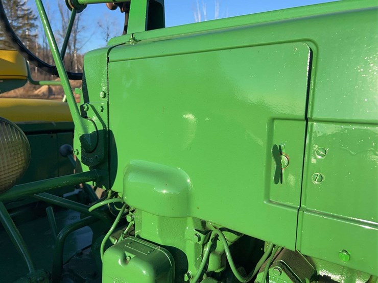 1955-john-deere-70-image-35