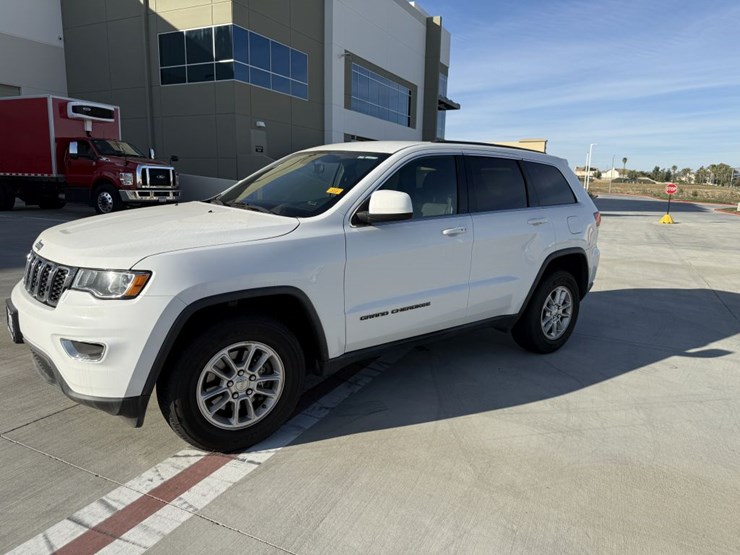 2019-jeep-grand-cherokee-image-1