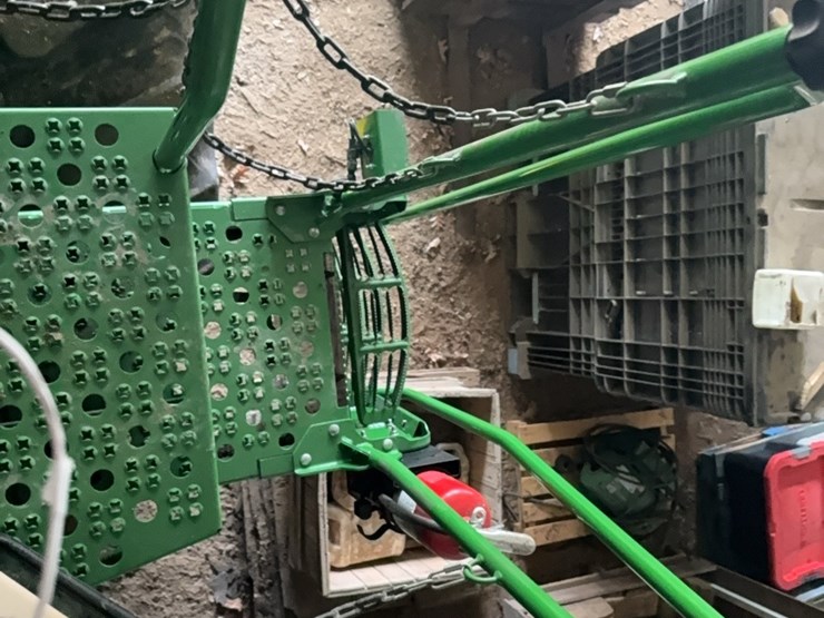 2015-john-deere-s670-image-44