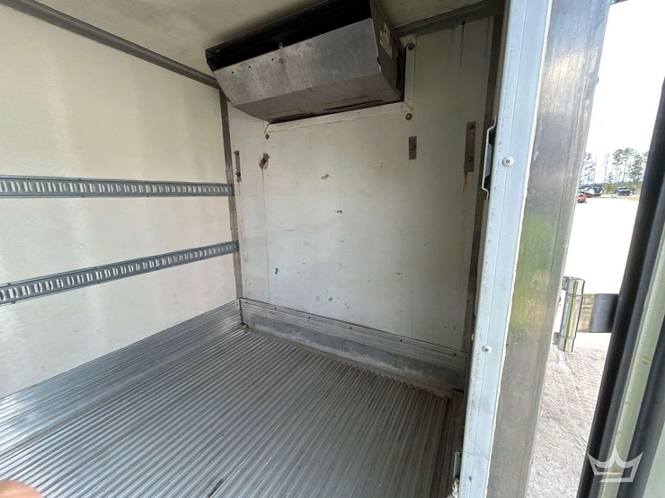 2019-international-durastar-4300-image-33