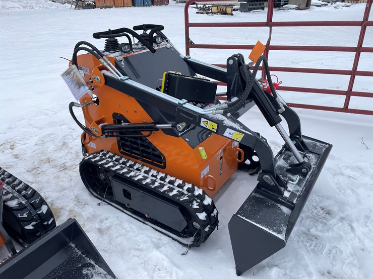 #305-•-new-landhonor-mini-skid-steer-loader-image-3