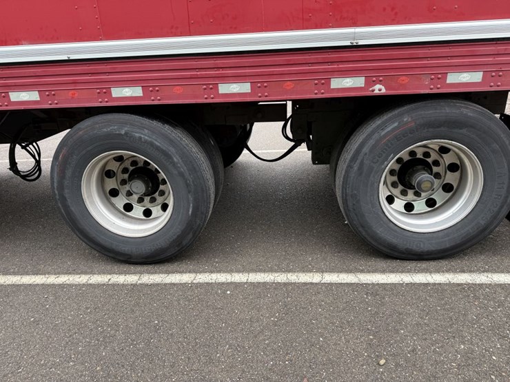 2016-utility-van-image-5