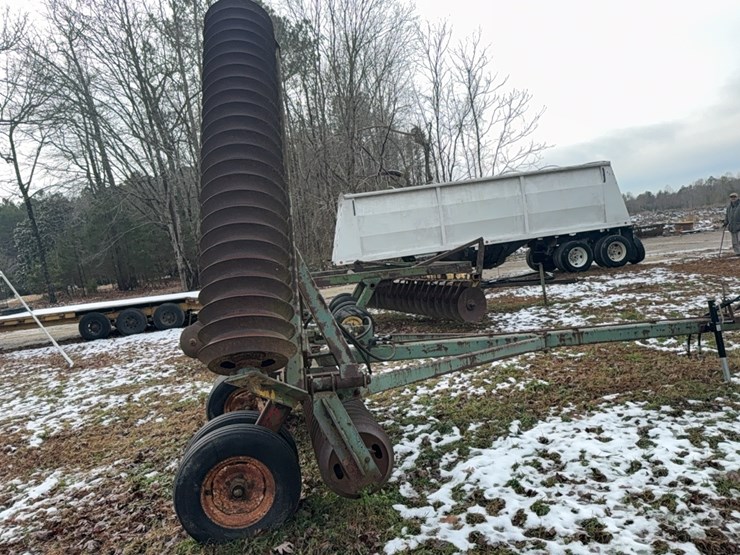 24-ft-folding-3-section-cultipacker-pull,-brillion;-located-at-7241-roxbury-rd,-charles-city,-va,-please-call-804.651.4404-with-questions-image-40