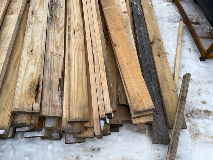 #3786-•-bundle-of-untreated-lumber-image-10