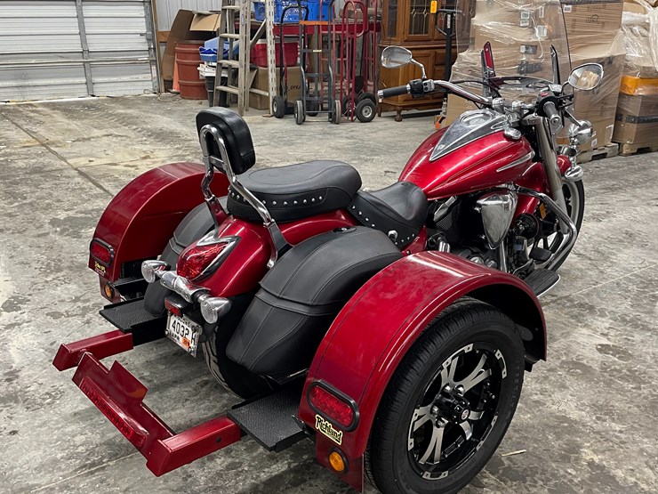 #1010-•-2011-yamaha-v-star-950-tourer-motorcycle-with-trike-kit-(has-wi-title)-image-5