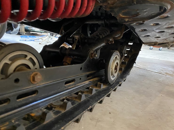 #3788-•-1991-ski-doo-formula-mach-1-snowmobile-image-16