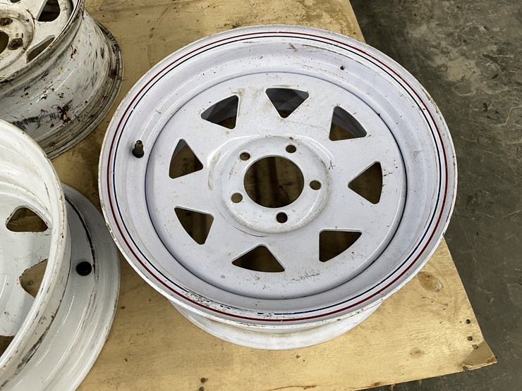 #3801-•-(4)-15"-trailer-wheels-image-12