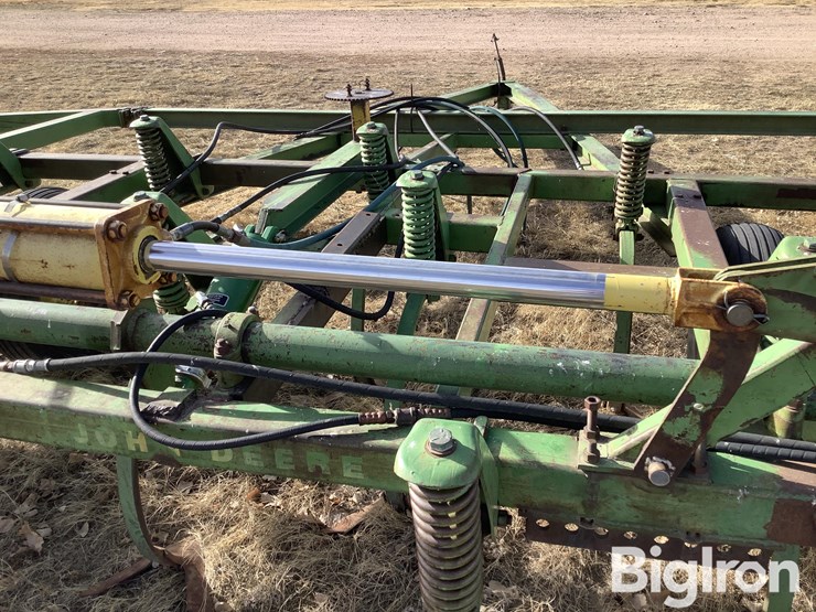 john-deere-e1600-image-17