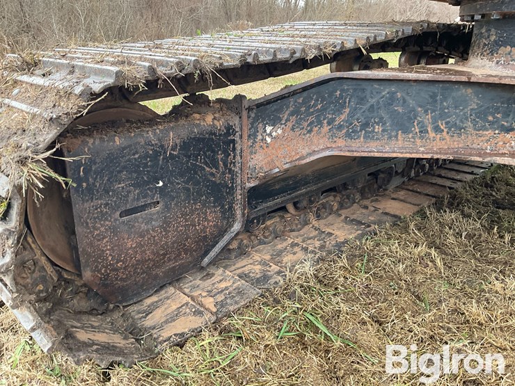 2013-deere-160g-lc-image-15