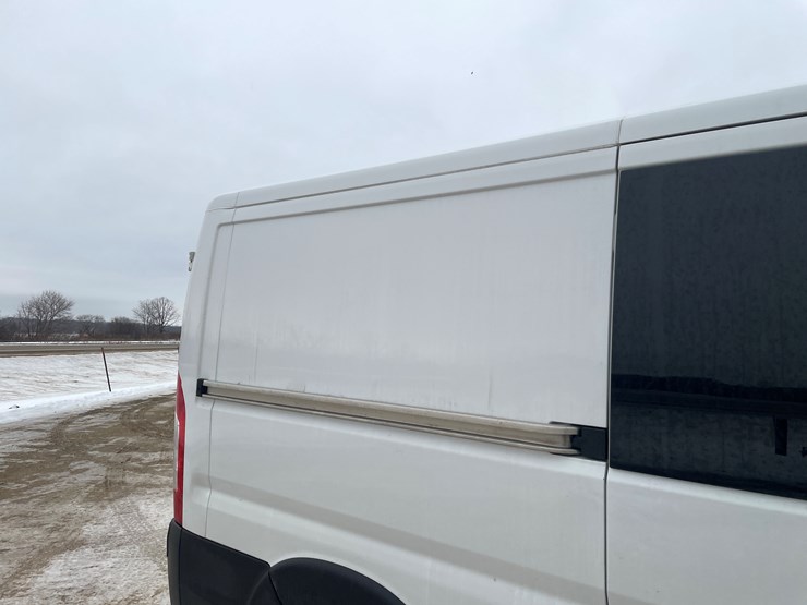 2022-dodge-1500-image-19