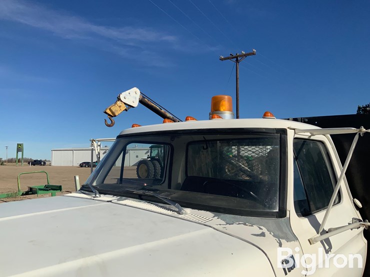 1975-ford-f600-image-13