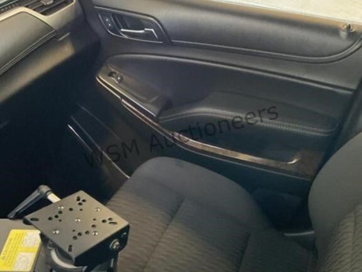 chevrolet-tahoe-image-19