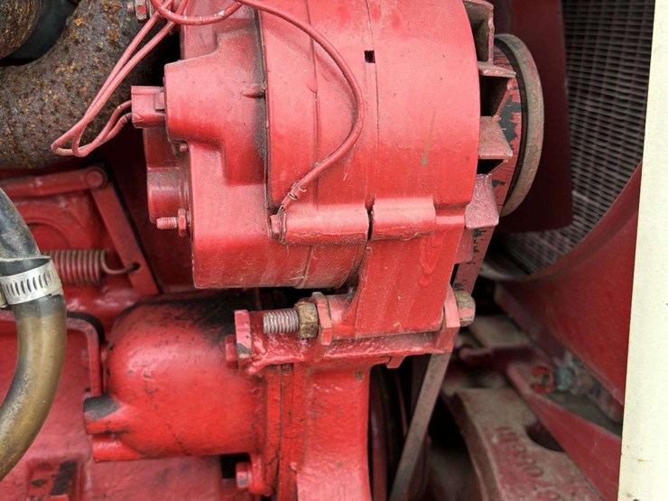 farmall-560-wide-front-image-39