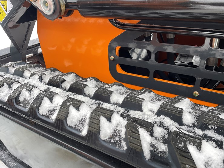 #304-•-new-landhonor-mini-skid-steer-loader-image-38