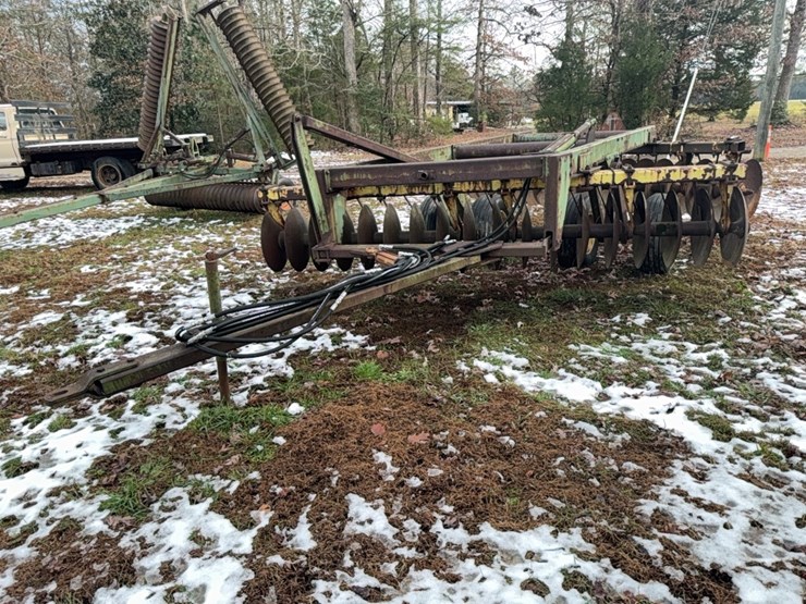 john-deere-340-image-2