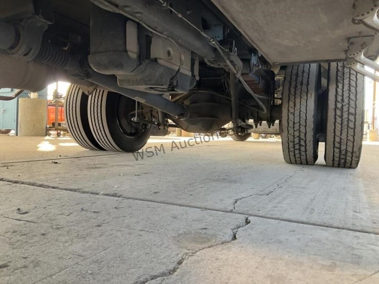 2017-ford-f550-image-29