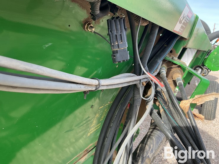 2007-john-deere-630f-image-14