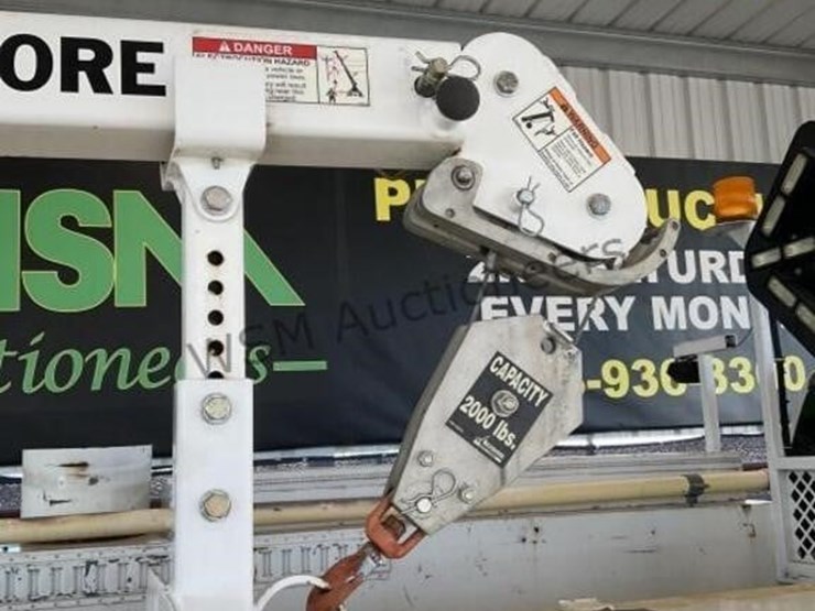 2017-ford-f550-image-10